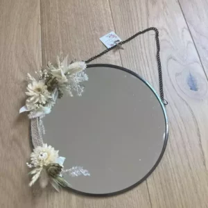 Miroir rond avec fleurs séchées et stabilisées pour la décoration de votre maison