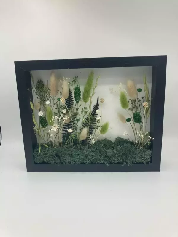 Tableau végétal en fleurs séchées et stabilisées